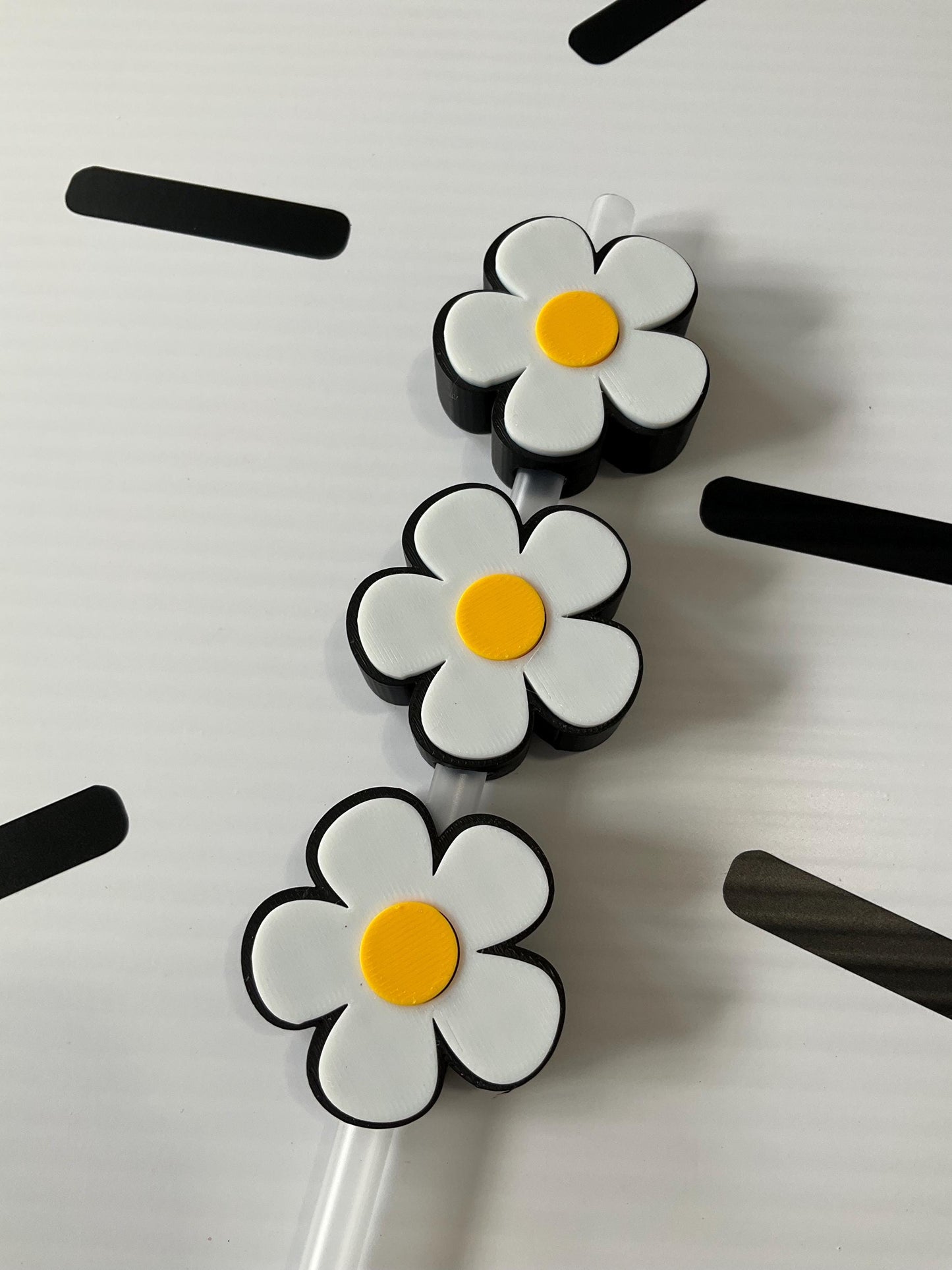 3D Printed Daisy Straw Topper: Reusable Floral Cup Charm