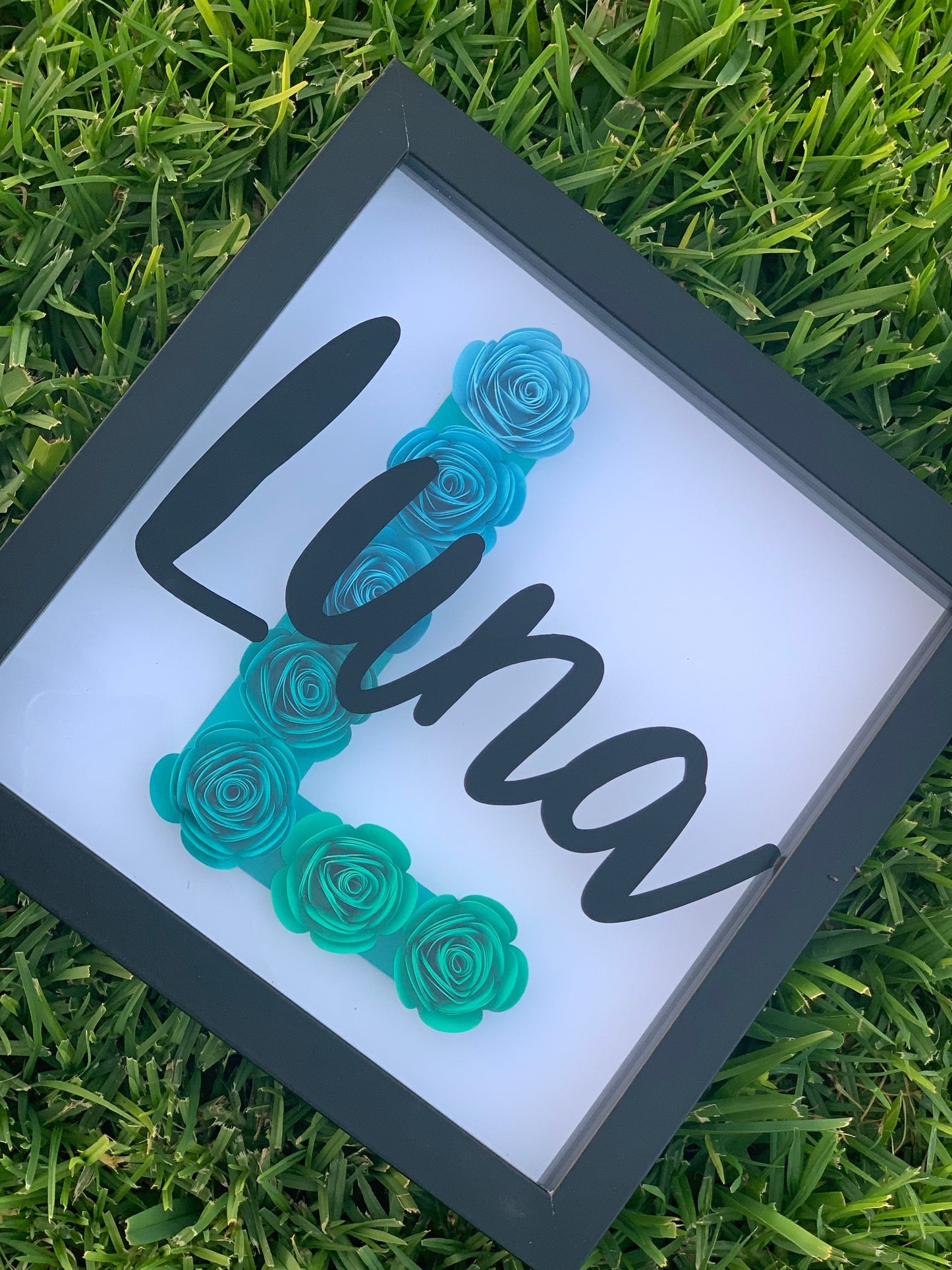 Blossoming Identity: Personalized Initial & Name Flower Frame - Paper Shadow Box for Kid's Room, Nursery Decor Delight