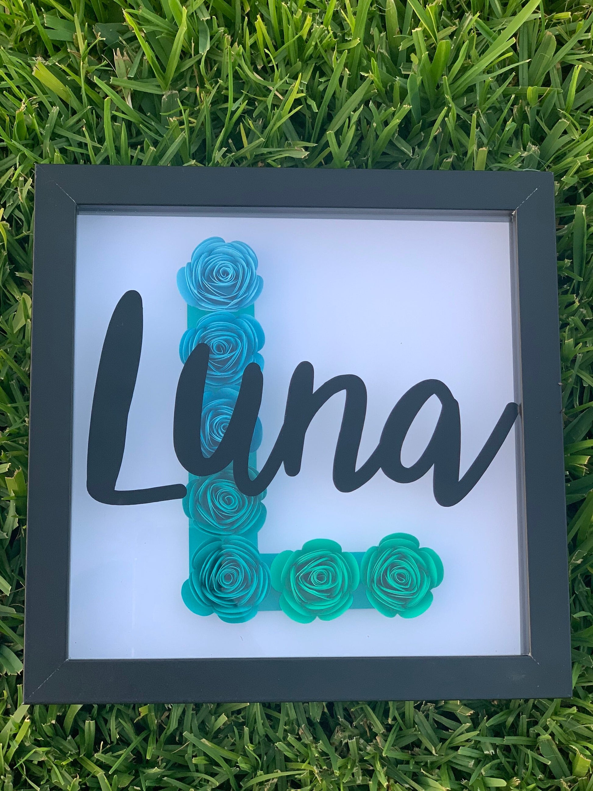 Blossoming Identity: Personalized Initial & Name Flower Frame - Paper Shadow Box for Kid's Room, Nursery Decor Delight