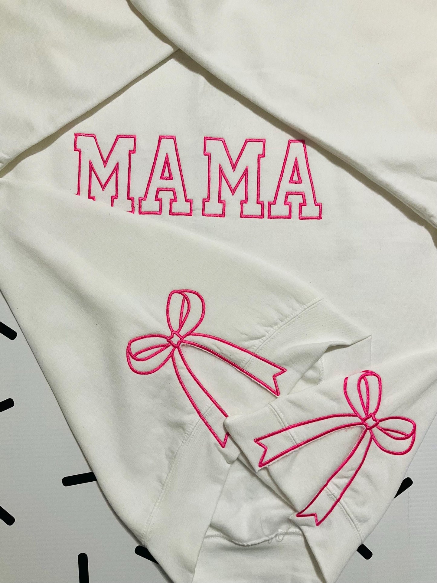 Embroidered Mama Sweatshirt: Classic Side Bow Design