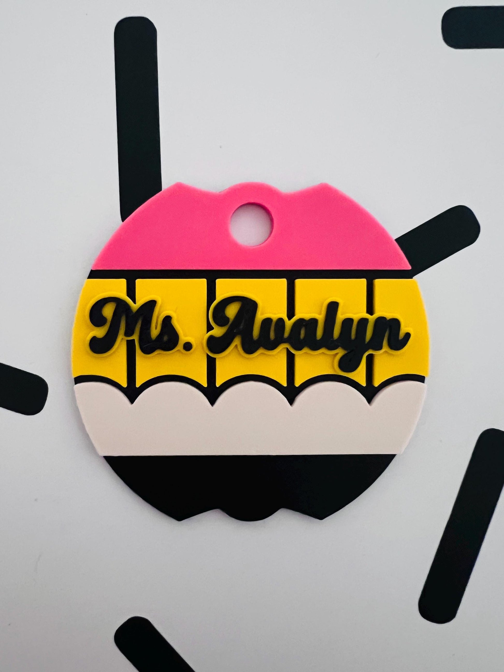 Personalized 3D Pencil Name Topper: Stanley 40oz H2.0 Quencher by Lina Loves Two, handmade in Los Angeles CA