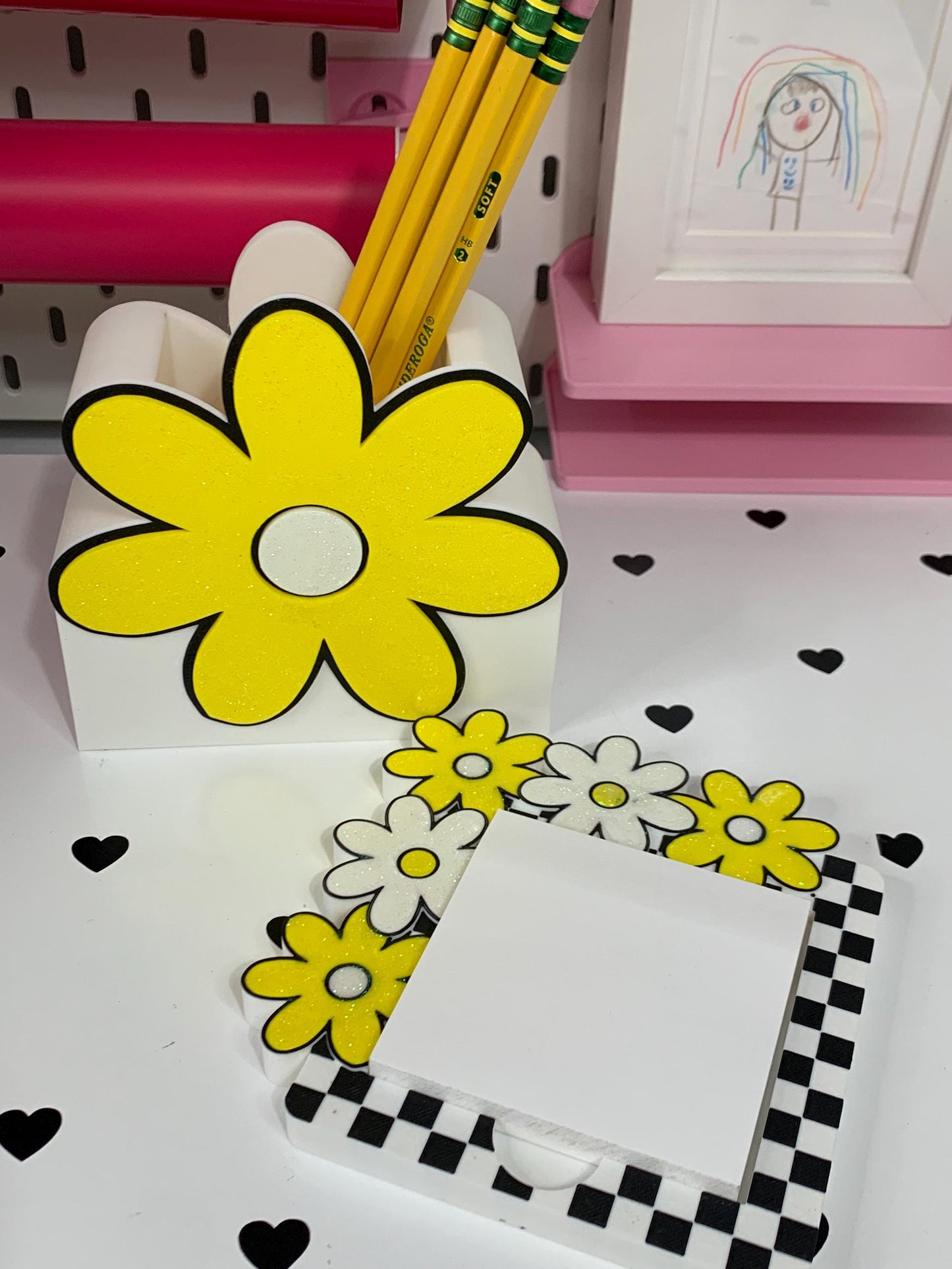 File – Daisy Flower Note Holder | File | + 3MF by Lina Loves Two, handmade in Los Angeles CA