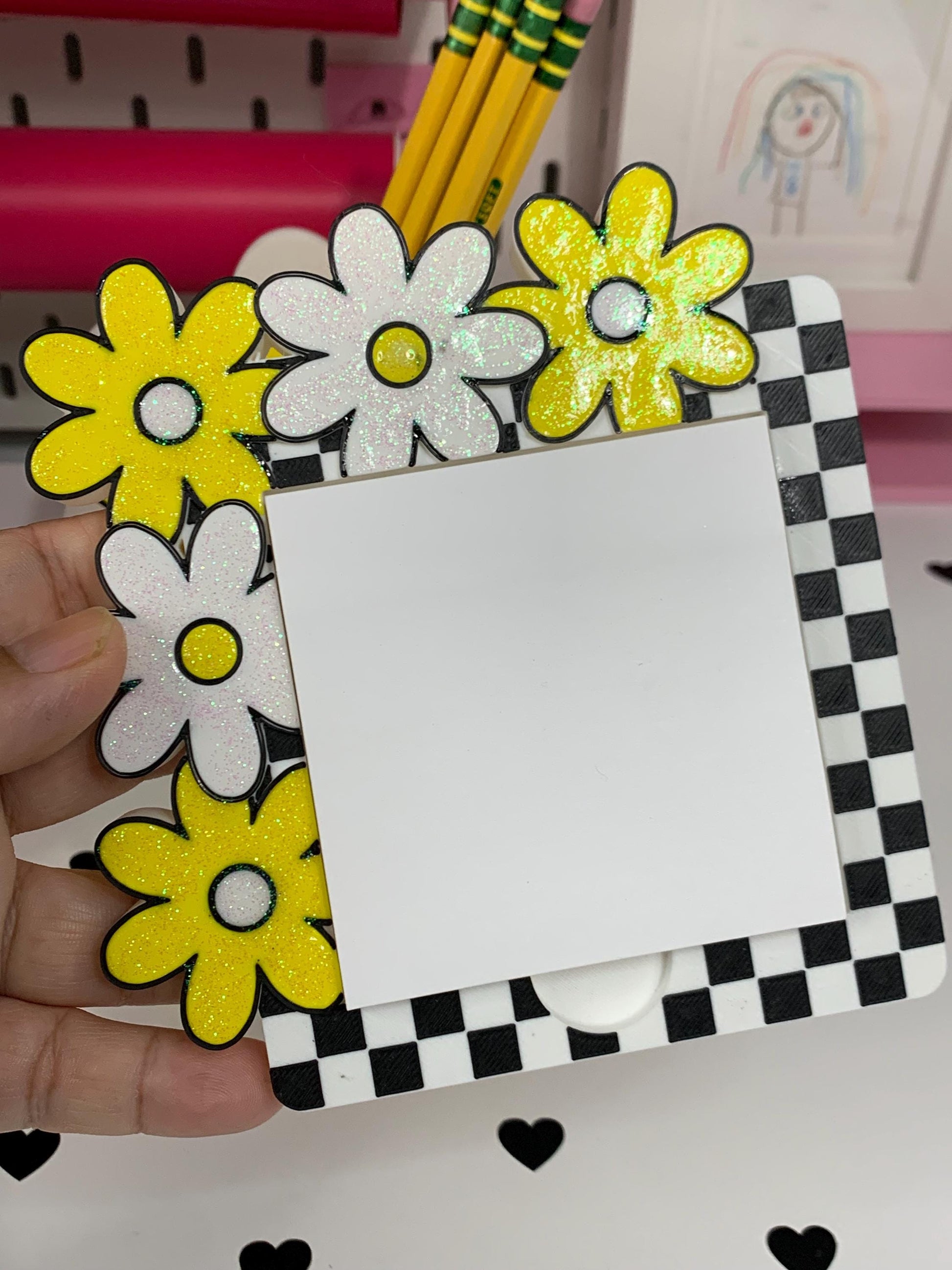 File – Daisy Flower Note Holder | File | + 3MF by Lina Loves Two, handmade in Los Angeles CA