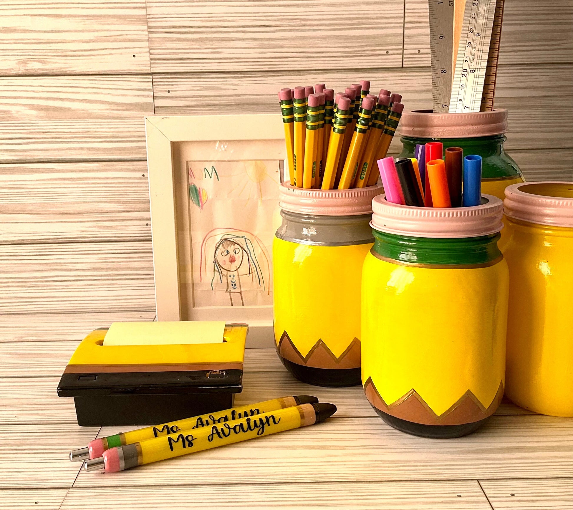 Chic 5” Glass Jar Pencil Holder - Ideal Teacher Gifts, Stylish Teacher Pen Organizer, Yellow Pencil Storage